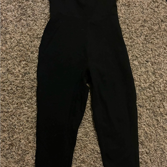 Black jump suit - Picture 2 of 2